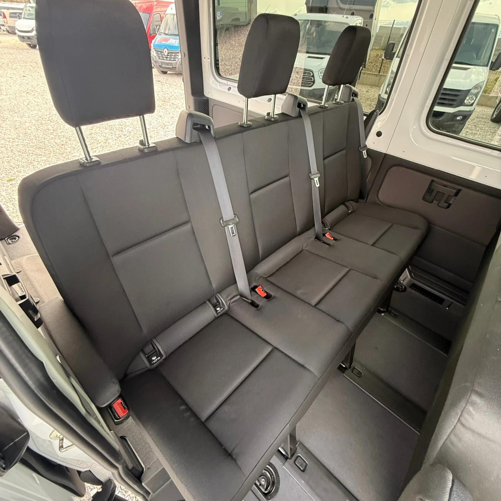 Mercedes-Benz Sprinter 313 2021г-9местен-КЛИМАТИК, снимка 10 - Бусове и автобуси - 56080512