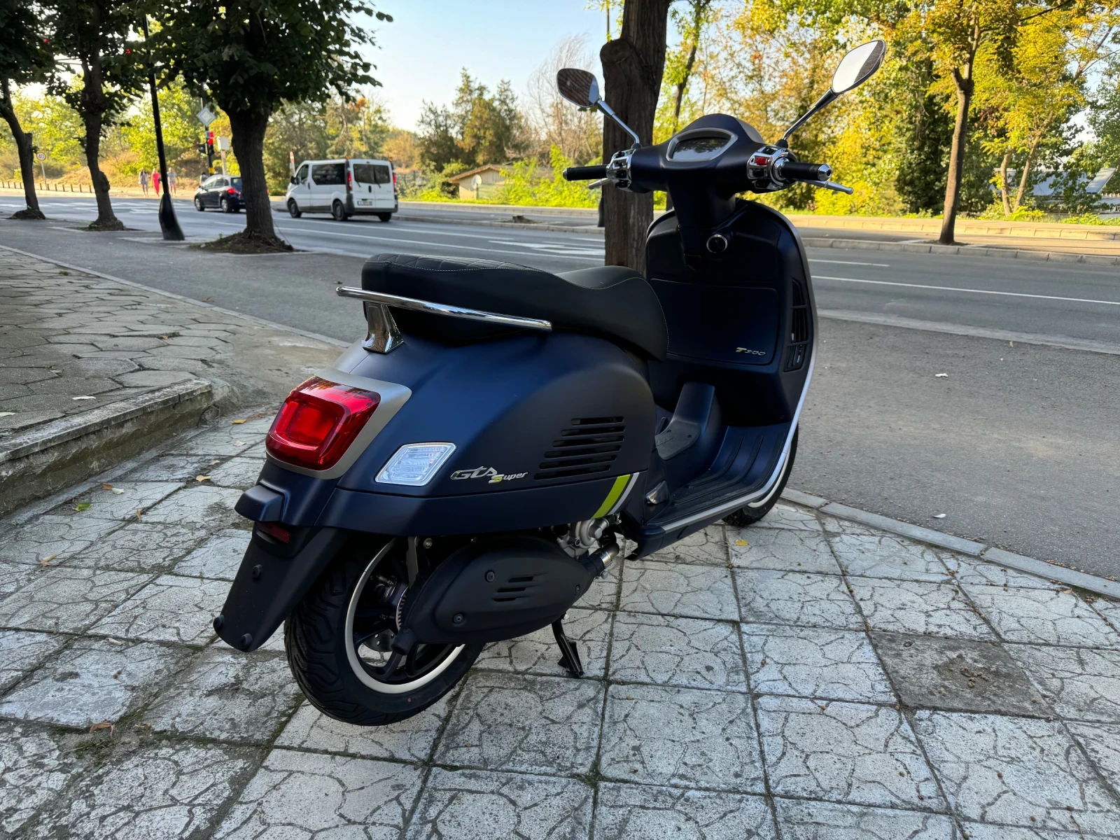 Vespa GTS 300 SuperTech Blu - изображение 4