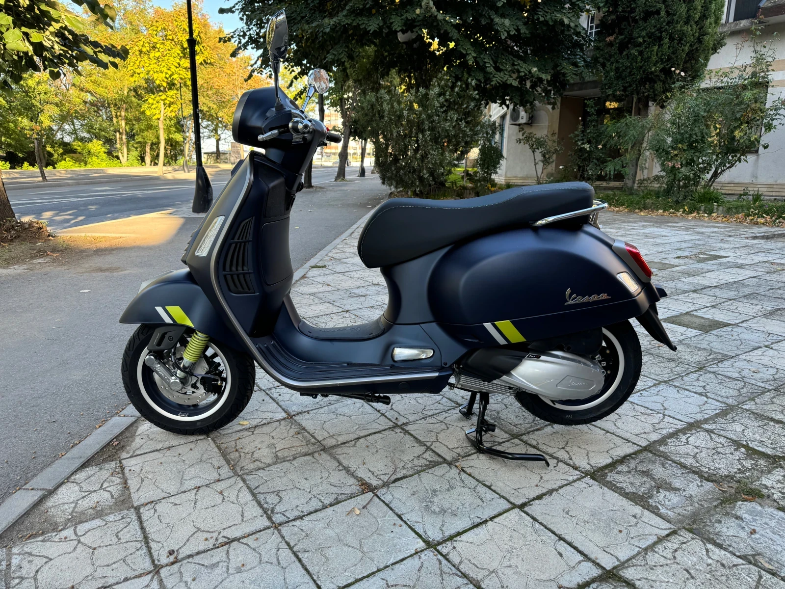 Vespa GTS 300 SuperTech Blu - изображение 7