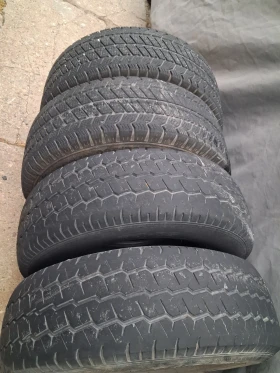Гуми Зимни 225/70R15, снимка 4