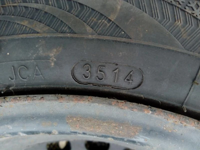 Гуми Зимни 175/65R14, снимка 10 - Гуми и джанти - 28002903