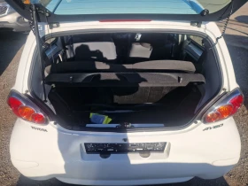 Toyota Aygo 1.0 i 12v 68HP.NAVI ITALIA, снимка 15