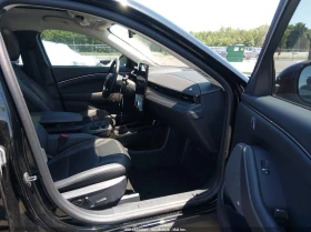 Ford Mustang Mach-E Premium, снимка 5