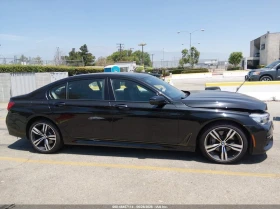 BMW 740 M PACK* HEADUP* HARMAN KARDON* ВАКУМ* ADAPTIVE LED, снимка 13