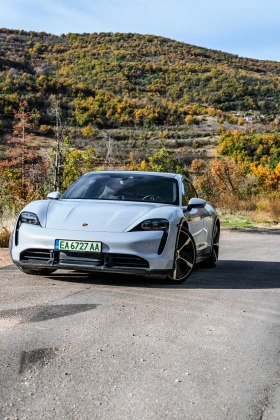 Porsche Taycan Turbo S crossturismo, снимка 1