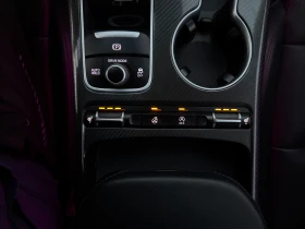 Обява за продажба на Kia Stinger 3.3i BiTurbo GT1 AWD  ~57 900 лв. - изображение 11