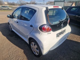Toyota Aygo 1.0 i 12v 68HP.NAVI ITALIA - 3250 € / 6356.45 лв. - 12486069 7