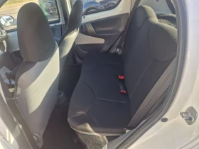 Toyota Aygo 1.0 i 12v 68HP.NAVI ITALIA - 3250 € / 6356.45 лв. - 12486069 10