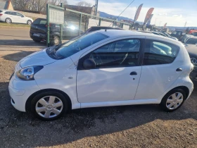 Toyota Aygo 1.0 i 12v 68HP.NAVI ITALIA - 3250 € / 6356.45 лв. - 12486069 3