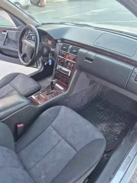 Mercedes-Benz E 270 * 177 к.с. * Автоматик * Перфектен *  | Auto.bg — изображение 15
