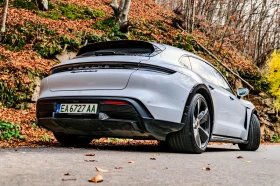 ����� �� �������� �� Porsche Taycan Turbo S crossturismo