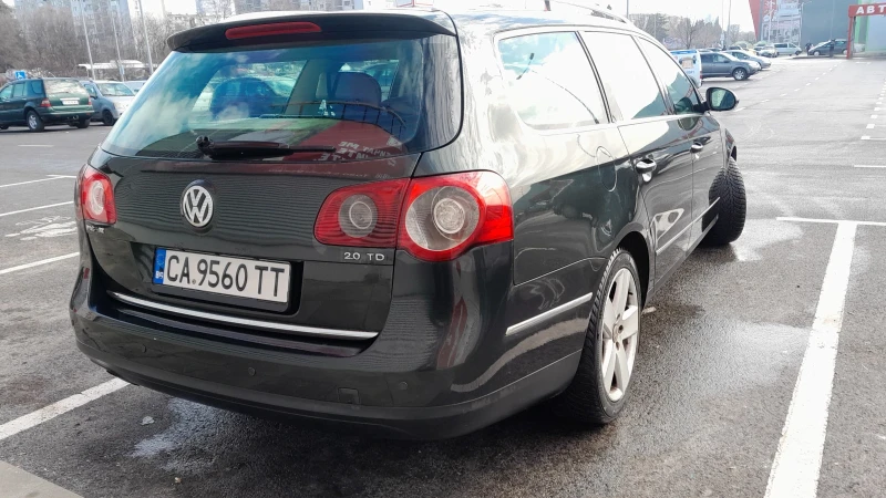 VW Passat, снимка 5 - Автомобили и джипове - 48971778