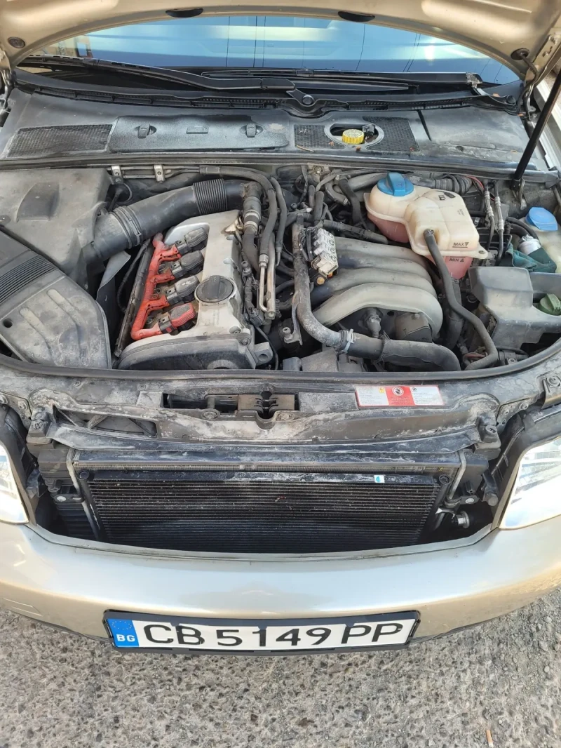 Audi A4 2.0 i, снимка 2 - Автомобили и джипове - 52598683