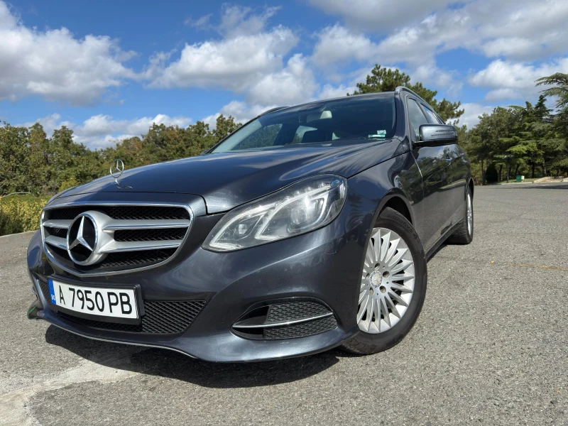 Mercedes-Benz 220 212, снимка 3 - Автомобили и джипове - 52270740