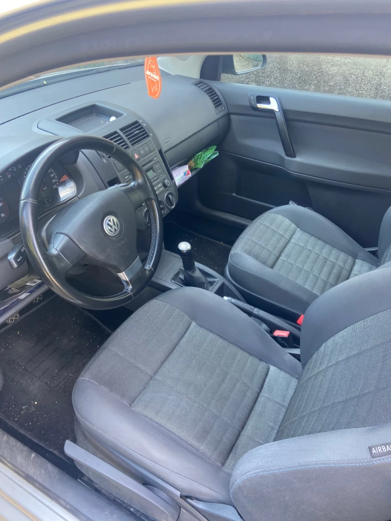 VW Polo, снимка 5 - Автомобили и джипове - 52458302