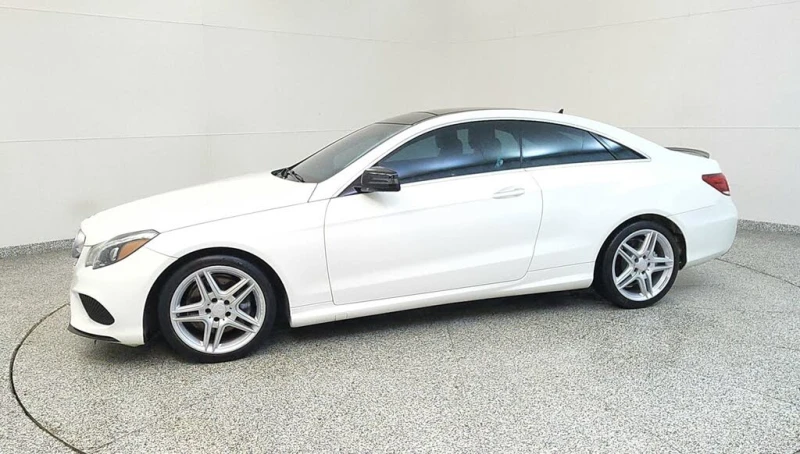 Mercedes-Benz E 400 ..E-COUPE..!AMG-PACKAGE!* АвтоКредит* Цена до БГ* , снимка 2 - Автомобили и джипове - 52504722