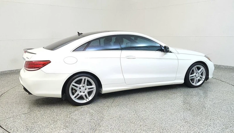 Mercedes-Benz E 400 ..E-COUPE..!AMG-PACKAGE!* АвтоКредит* Цена до БГ* , снимка 5 - Автомобили и джипове - 52504722