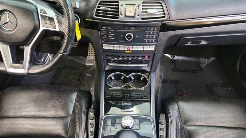 Mercedes-Benz E 400 ..E-COUPE..!AMG-PACKAGE!* АвтоКредит* Цена до БГ* , снимка 14 - Автомобили и джипове - 52504722