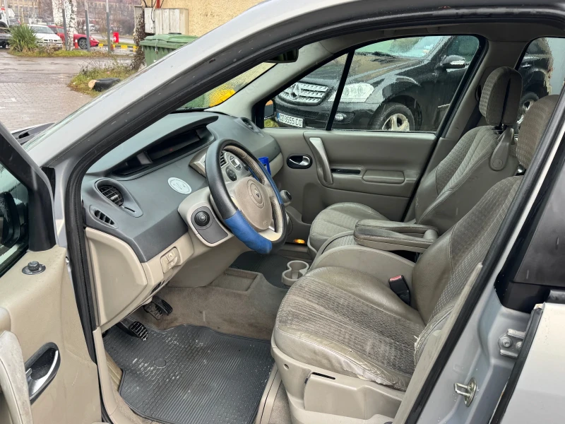 Renault Scenic, снимка 7 - Автомобили и джипове - 53237438