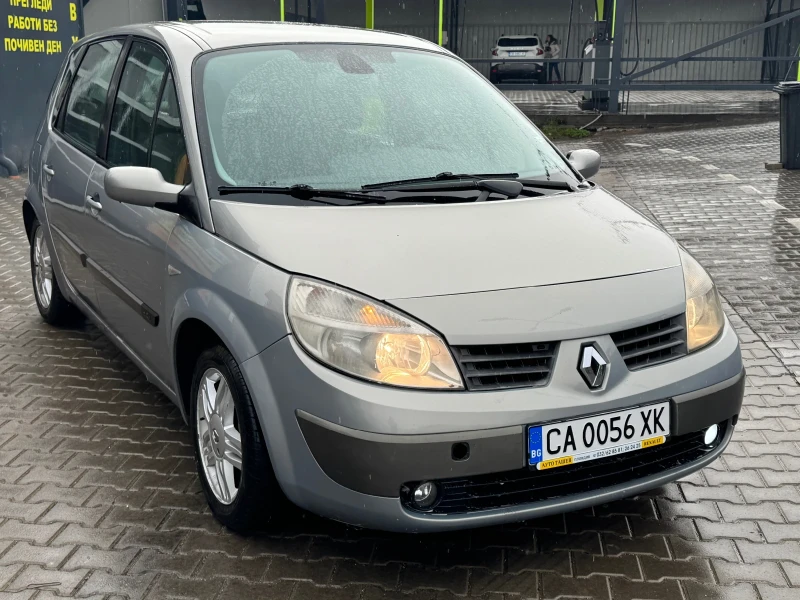 Renault Scenic, снимка 3 - Автомобили и джипове - 53237438