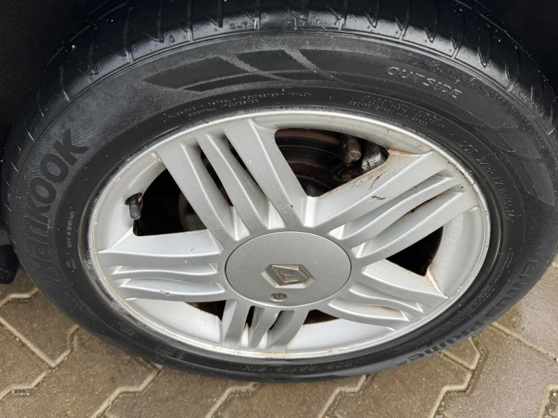 Renault Scenic, снимка 11 - Автомобили и джипове - 53237438