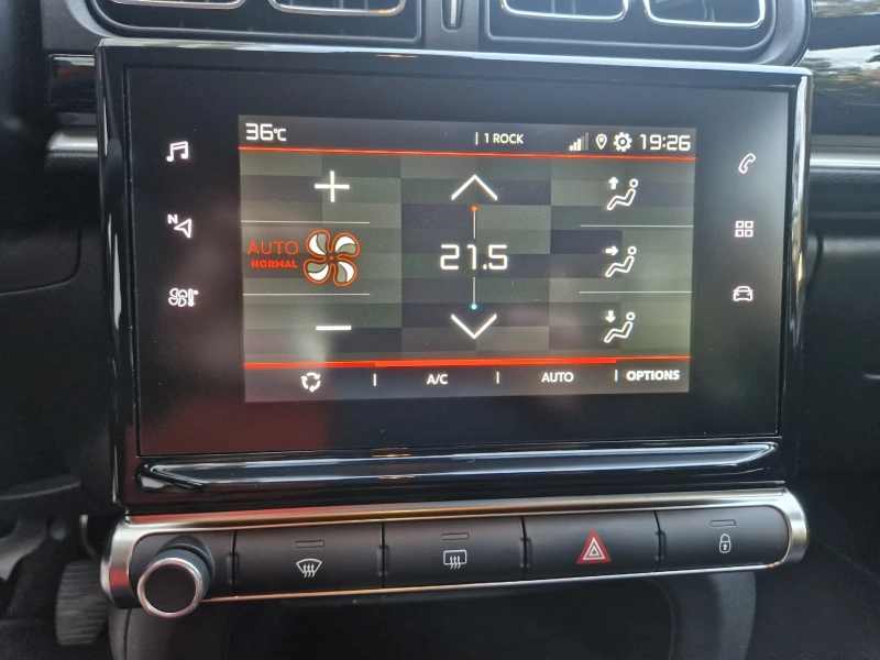 Citroen C3 SHINE, снимка 8 - Автомобили и джипове - 53476468