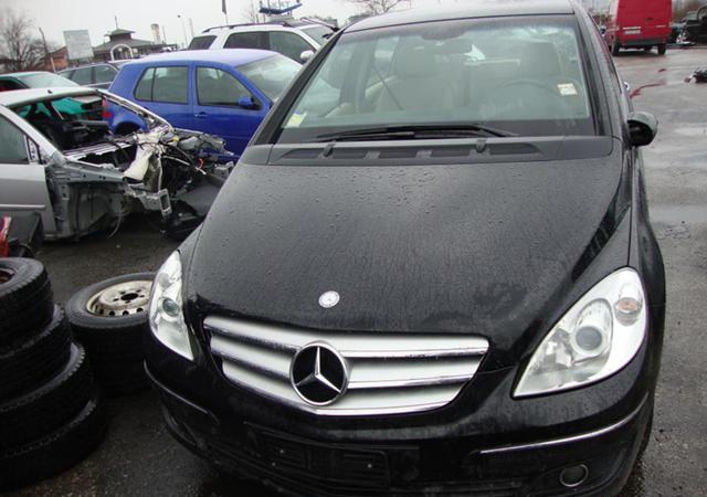Mercedes-Benz B 200 CDI1.6i-НА ЧАСТИ, снимка 2 - Автомобили и джипове - 1749159