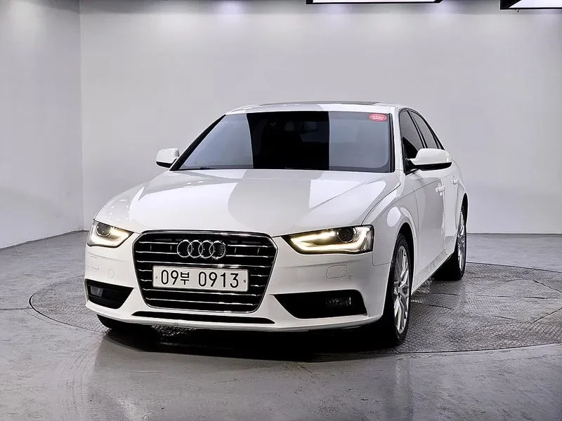 Audi A4 30 Tdi Dynamic B8, снимка 3 - Автомобили и джипове - 56514510