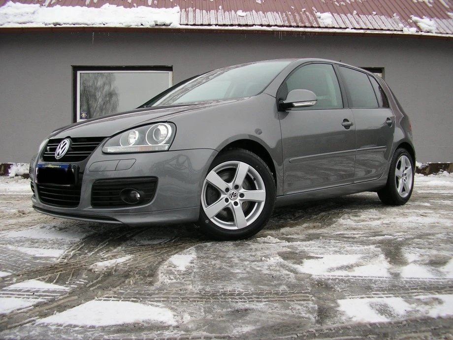 VW Golf 1.9 105 кс 6 скорости, снимка 1