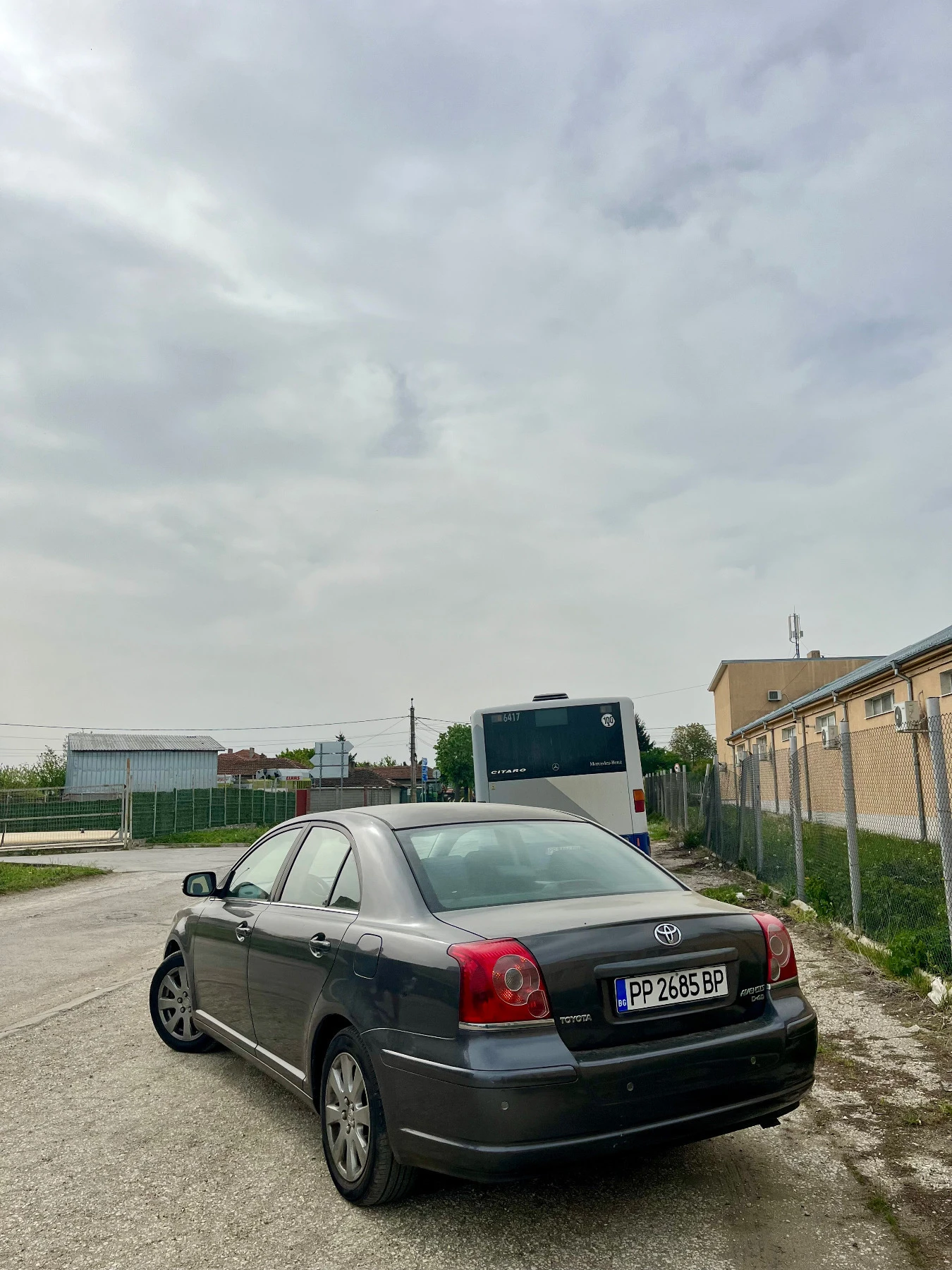 Toyota Avensis 2.0D4D 127000km - изображение 3