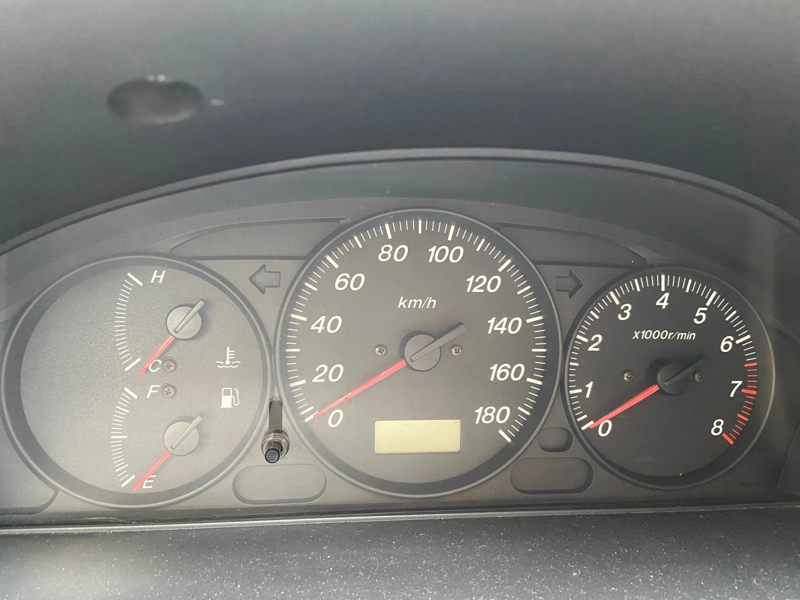 Mazda Demio 2000 - изображение 9
