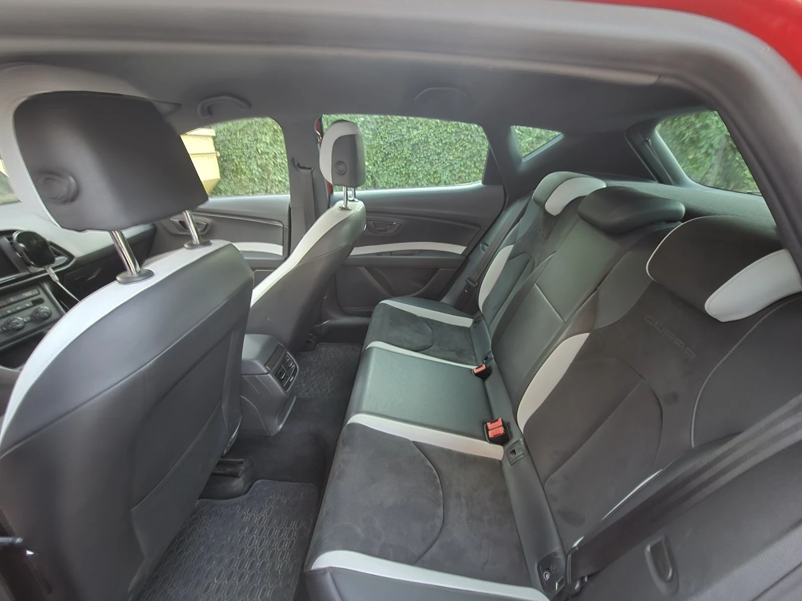Seat Leon Cupra - изображение 8