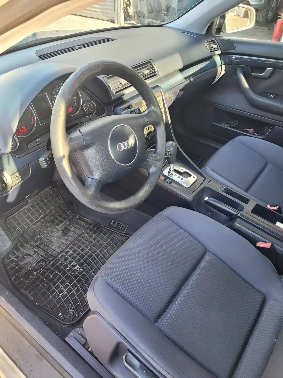 Audi A4 2.0 i - изображение 5