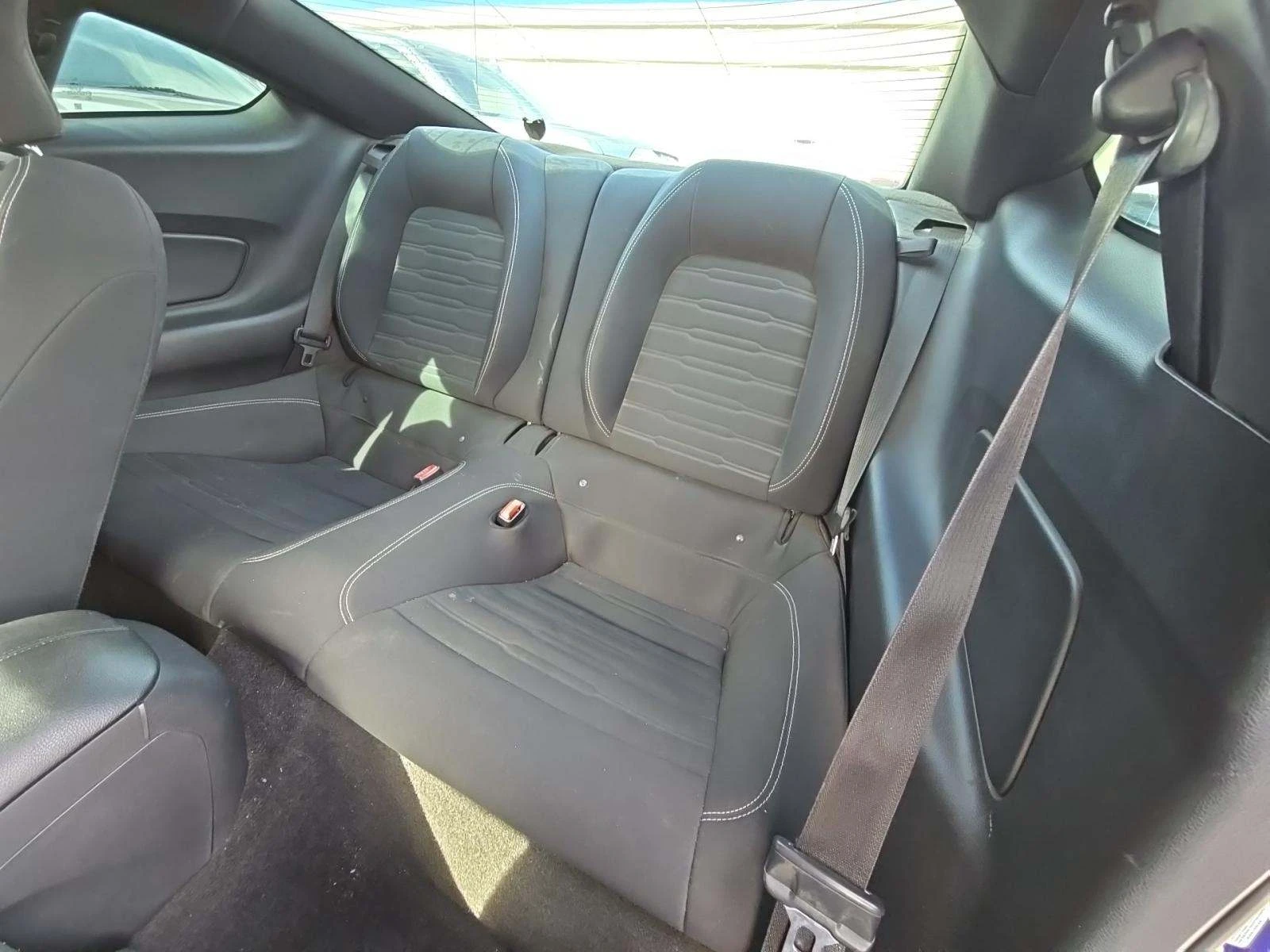 Ford Mustang GT - изображение 7