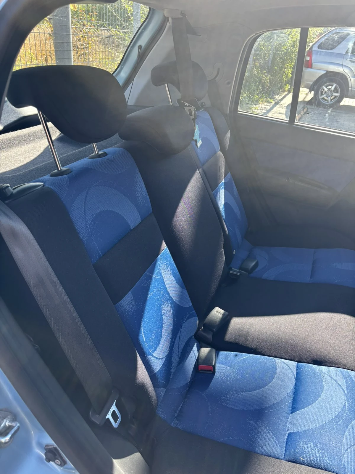 Hyundai Getz 1.1 - изображение 8