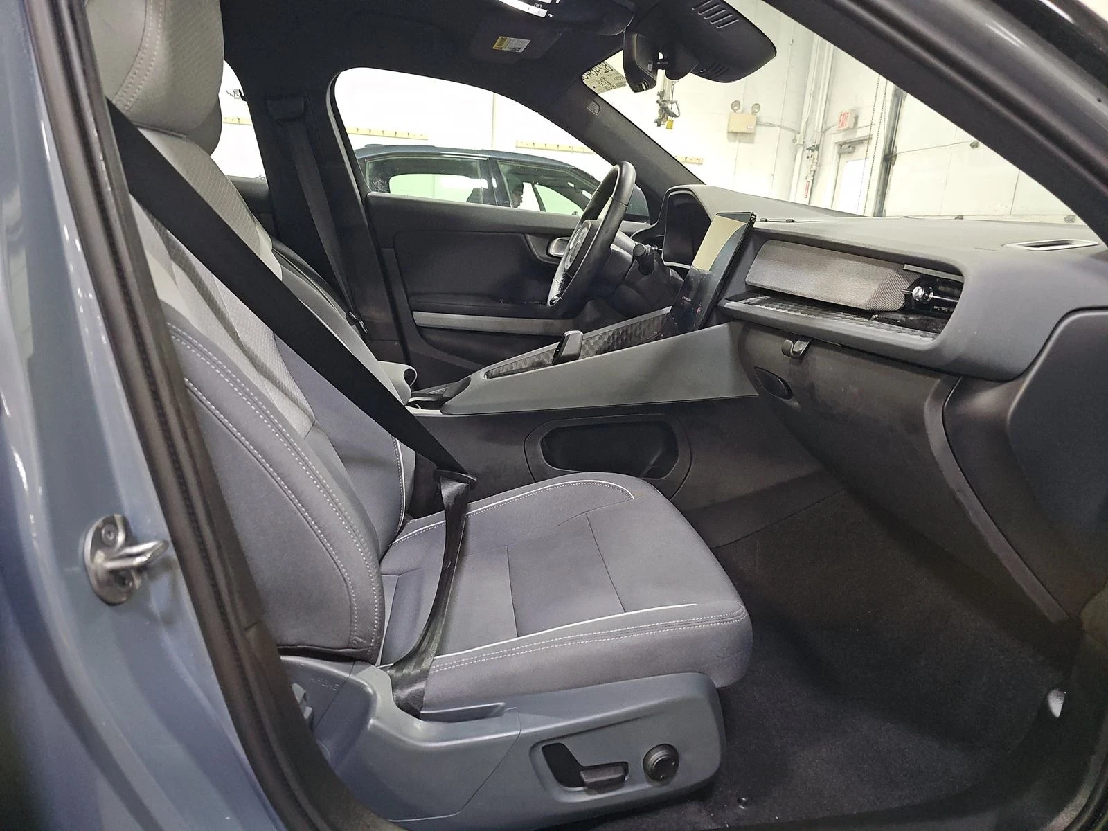 Polestar 2 Long Range - изображение 8