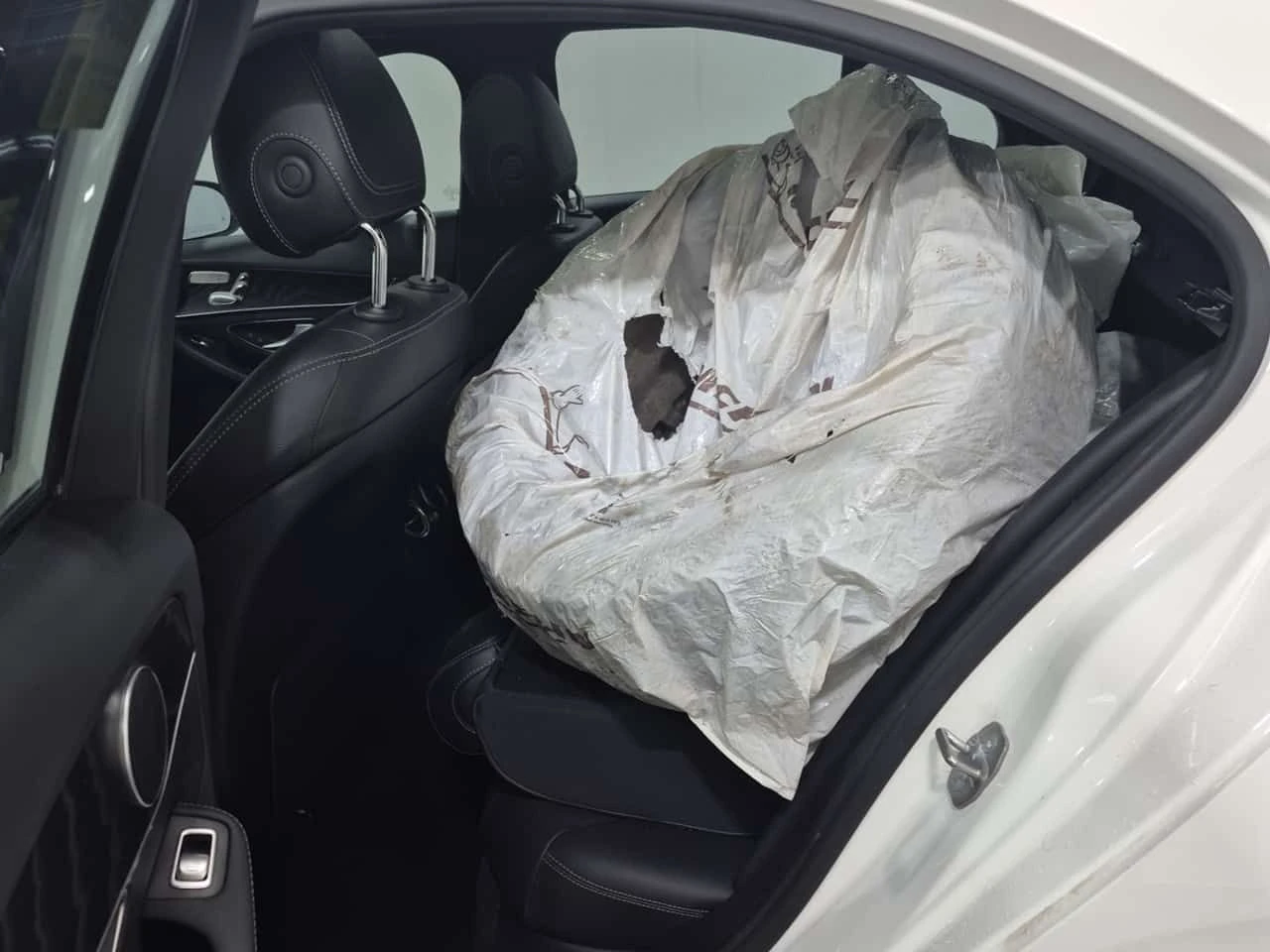 Mercedes-Benz C 300 AMG-Line * Без инциденти * CARFAX *  - изображение 10