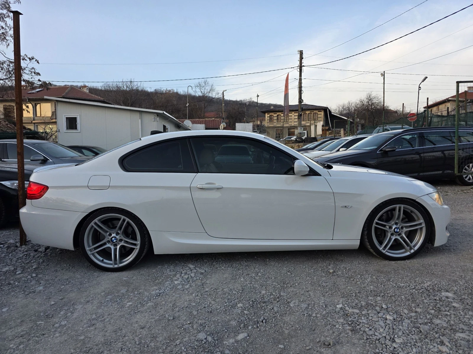 BMW 335 D ФЕЙС 286 К.С. М-ПАКЕТ / НАВИ / КСЕНОН , снимка 6 - Автомобили и джипове - 53853458