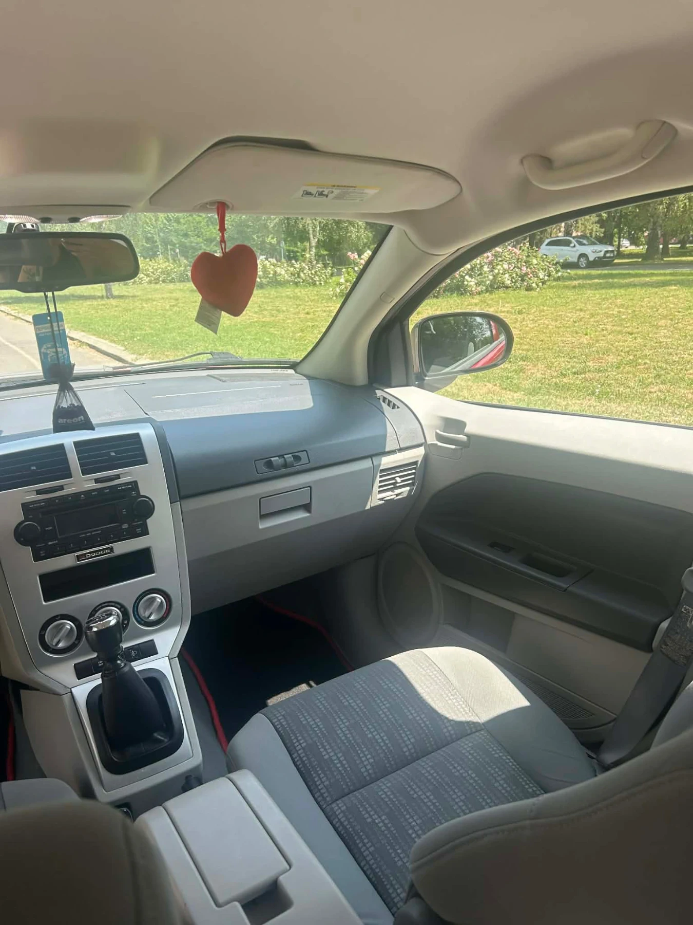 Dodge Caliber 2.0 CRD, снимка 9 - Автомобили и джипове - 53867277