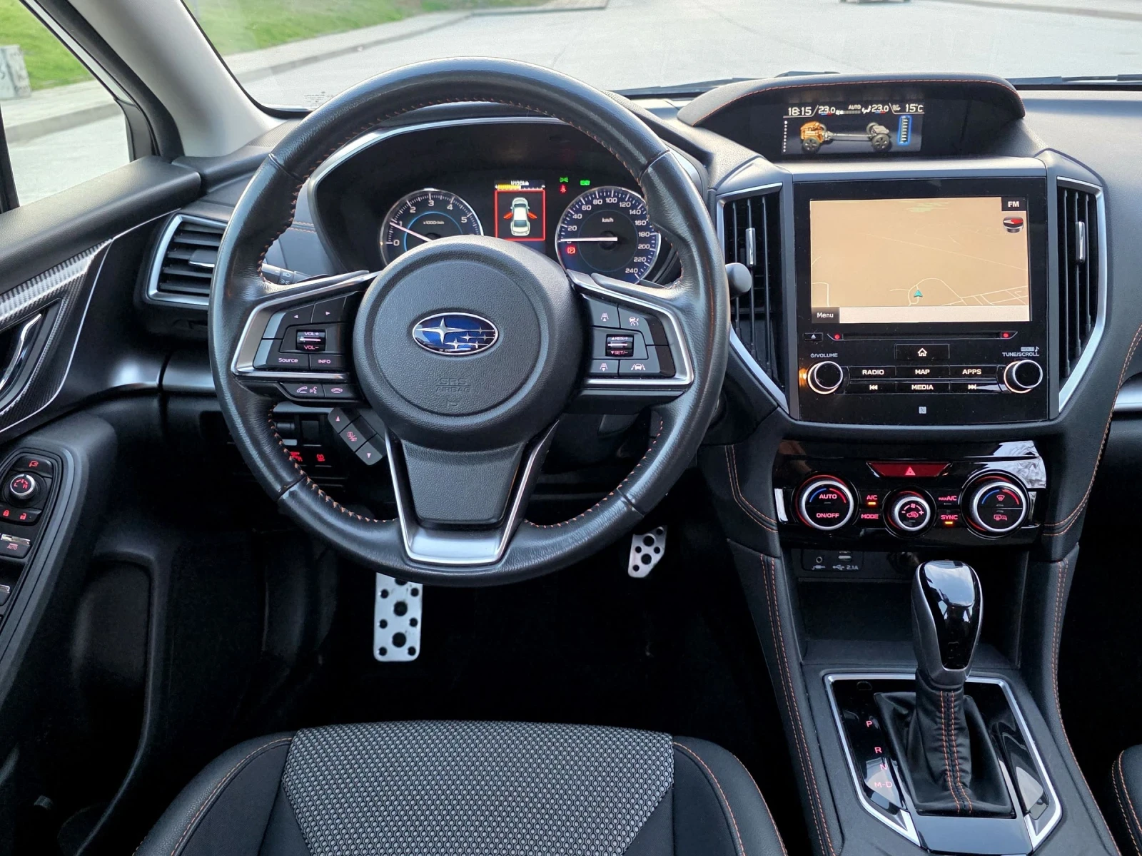 Subaru XV E-Boxer , Сервизна история, Всички екстри., снимка 10 - Автомобили и джипове - 53991095