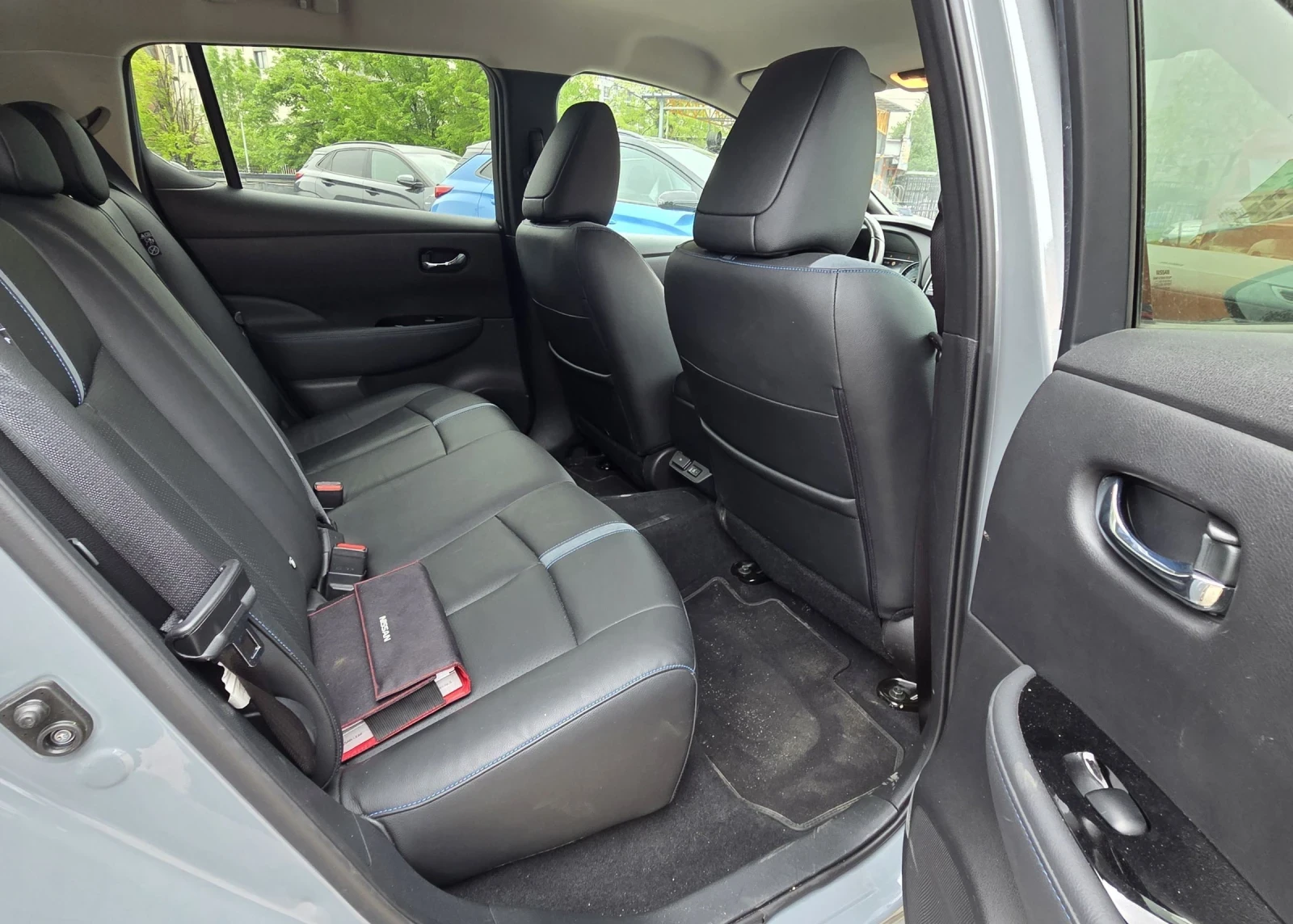 Nissan Leaf  2022/TEKNA/62kWh, снимка 9 - Автомобили и джипове - 54467035