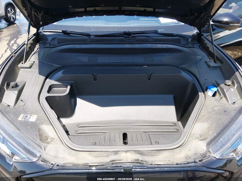 Ford Mustang Mach-E Premium, снимка 8 - Автомобили и джипове - 55097042