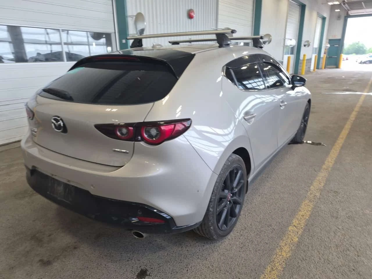 Mazda 3  GT SPORT / ЦЕНА ДО БЪЛГАРИЯ / ХЕДЪП , снимка 3 - Автомобили и джипове - 55180343