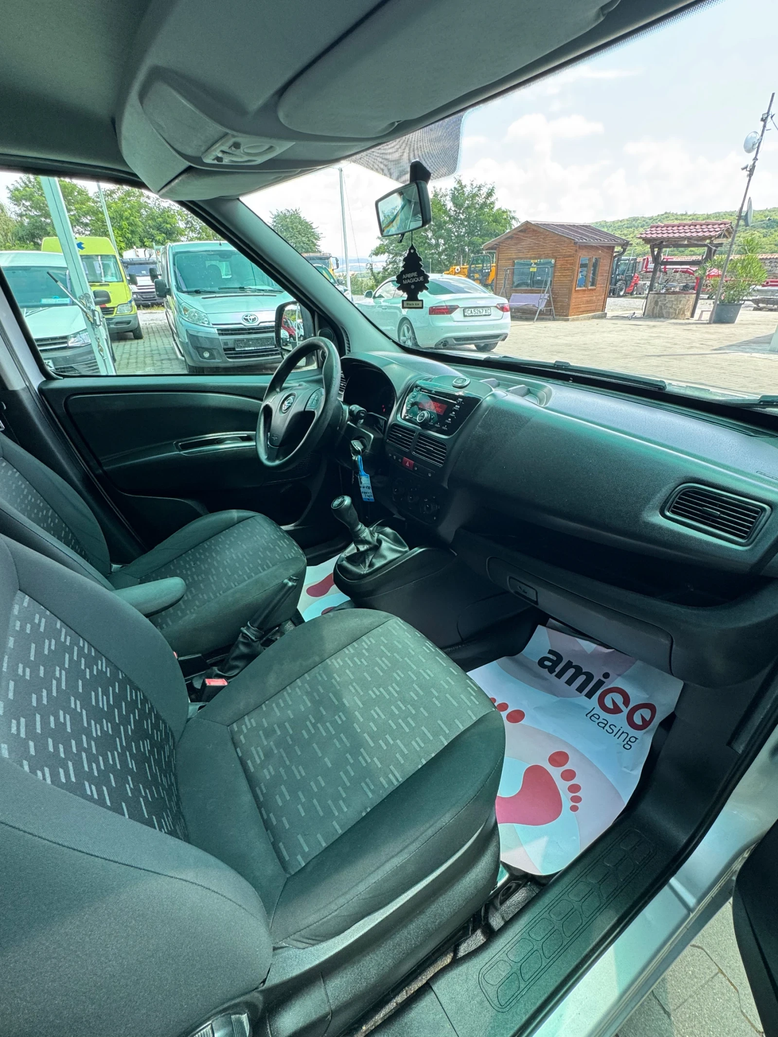 Opel Combo 1.3 CDTi L1H1, снимка 13 - Автомобили и джипове - 55327559