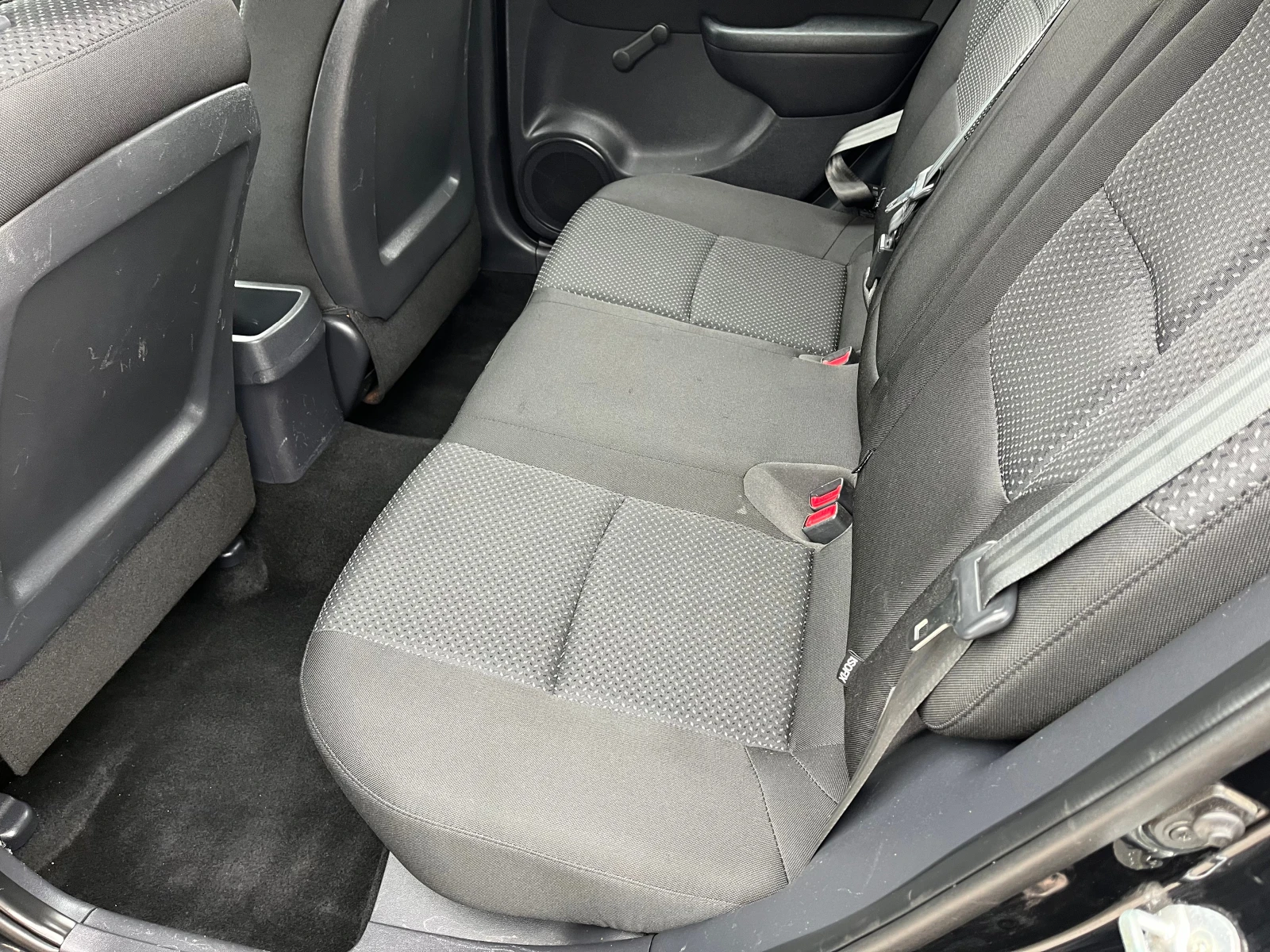 Hyundai I30 1.4 i 109k.c, снимка 9 - Автомобили и джипове - 55346451