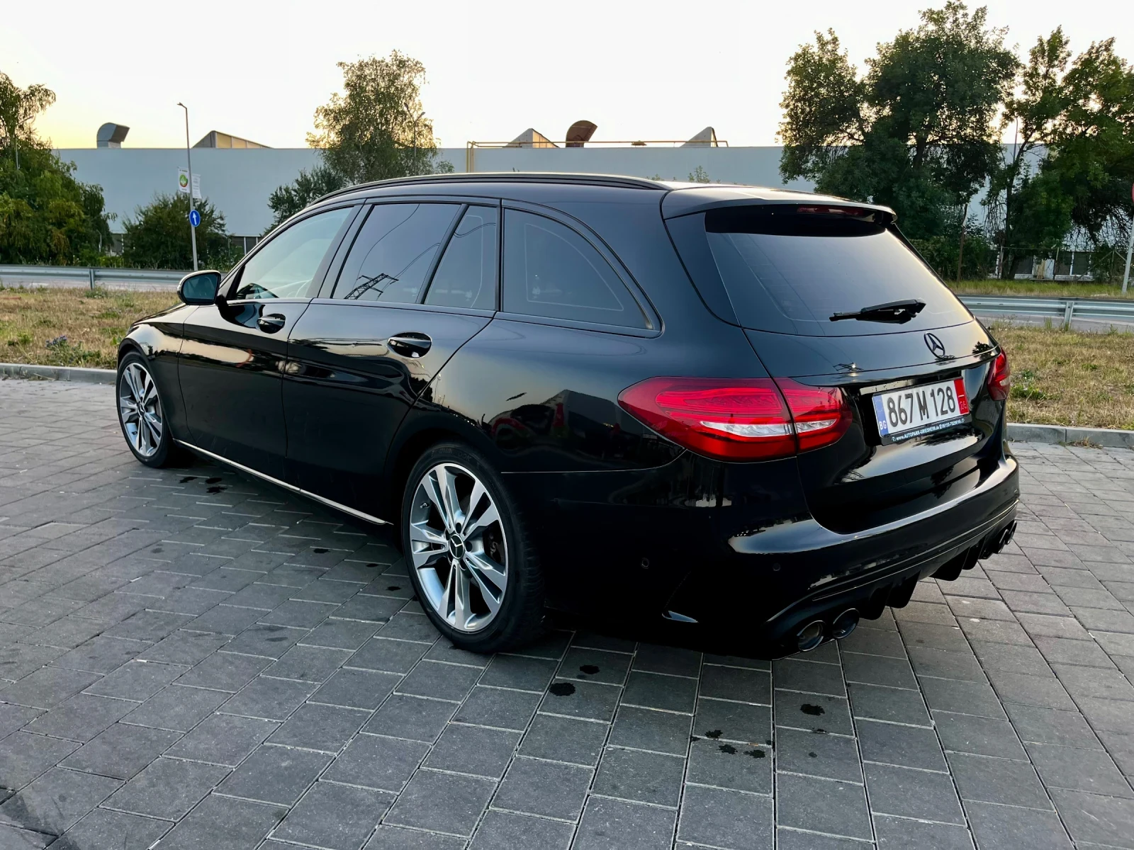 Mercedes-Benz C 400 4-MATIC 9G-TRONIC, снимка 7 - Автомобили и джипове - 55647289