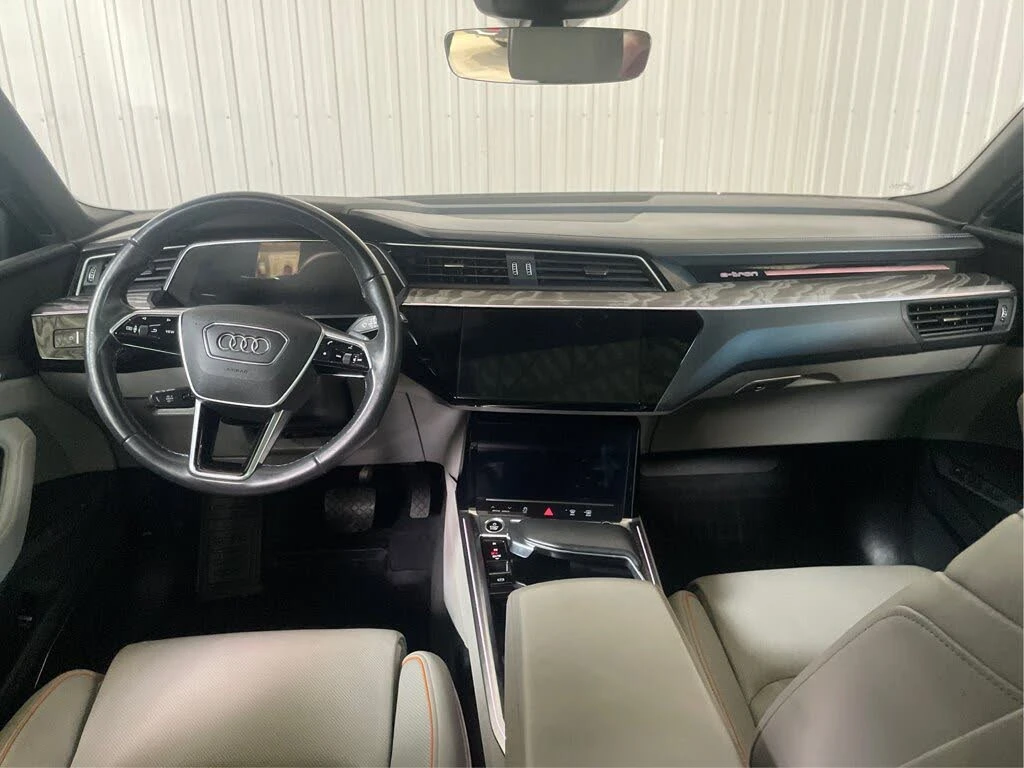 Audi E-Tron Technik quattro, снимка 9 - Автомобили и джипове - 55950023
