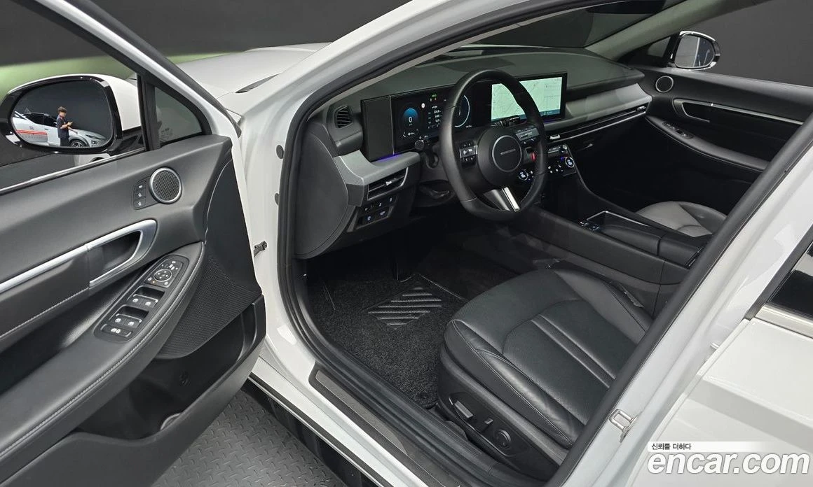 Hyundai Sonata 1.6 Turbo Exclusive, снимка 13 - Автомобили и джипове - 56155498
