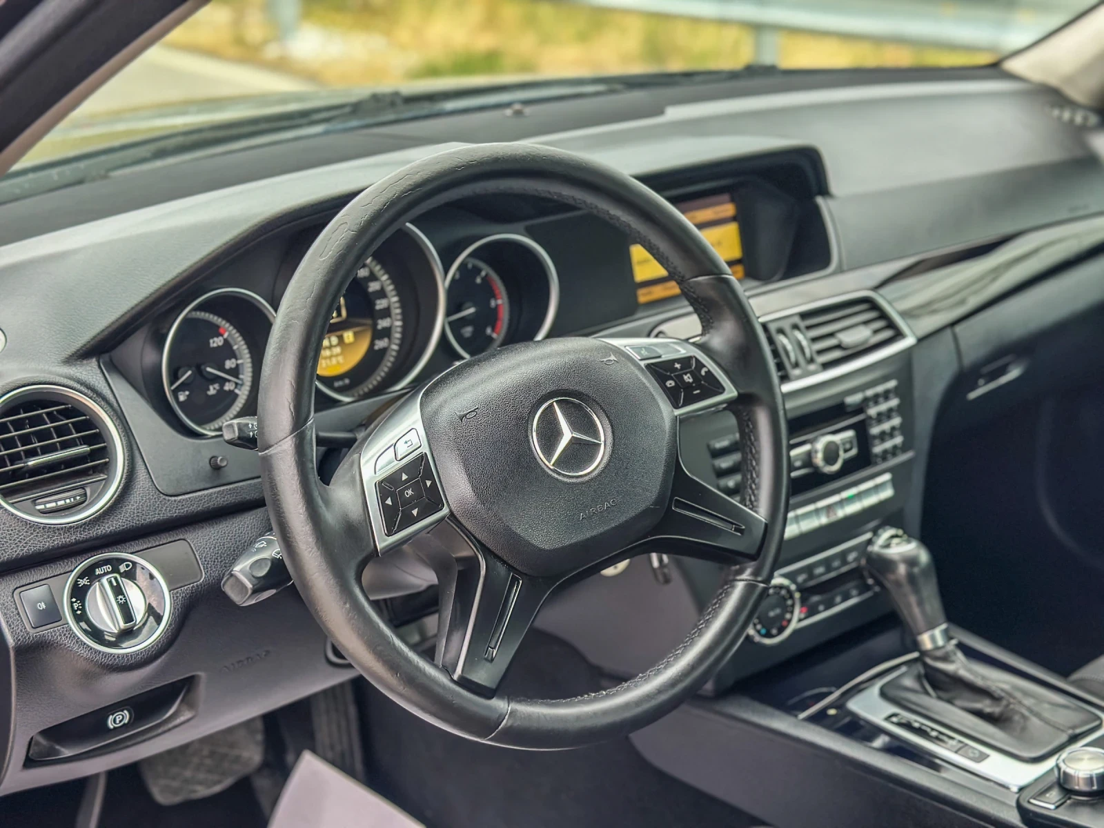 Mercedes-Benz C 200 136кс::Executive::, снимка 8 - Автомобили и джипове - 56273709