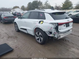 Audi Q6 E-Tron Premium Plus Quattro, снимка 3
